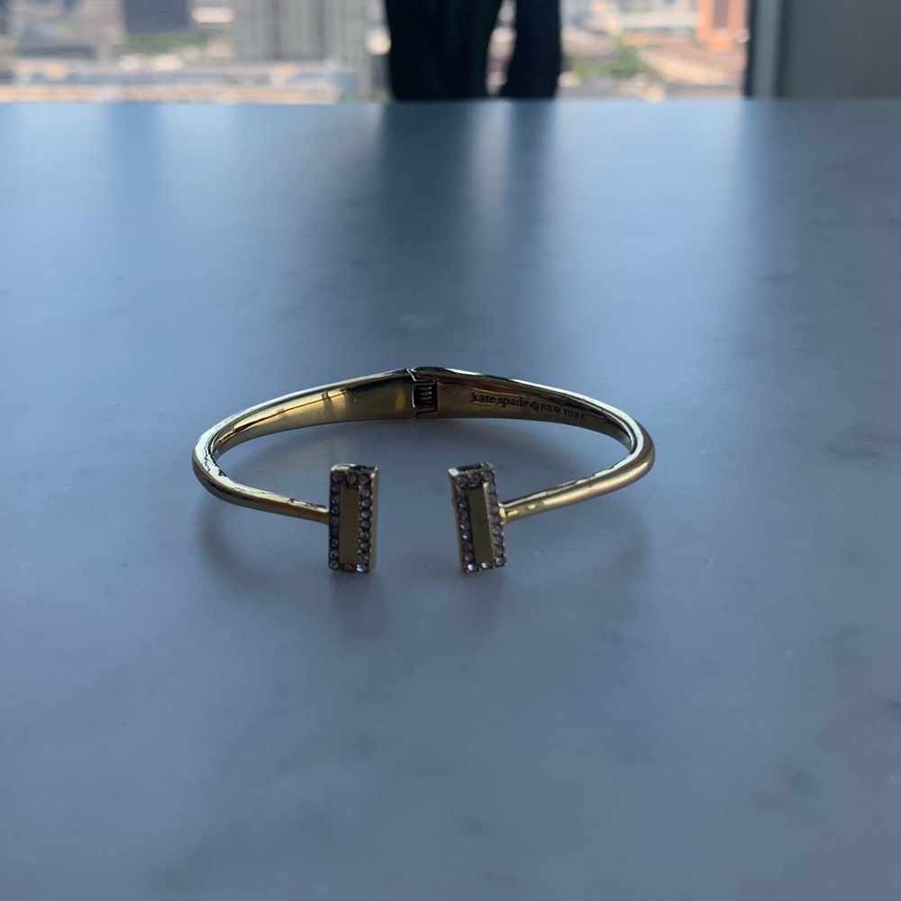 Kate Spade “Timeless” bracket - Picture 2 of 3